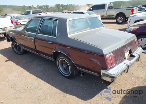 1986 Oldsmobile Cutlass Supreme from USA, damaged, VIN 1G3GR69Y5GR312031